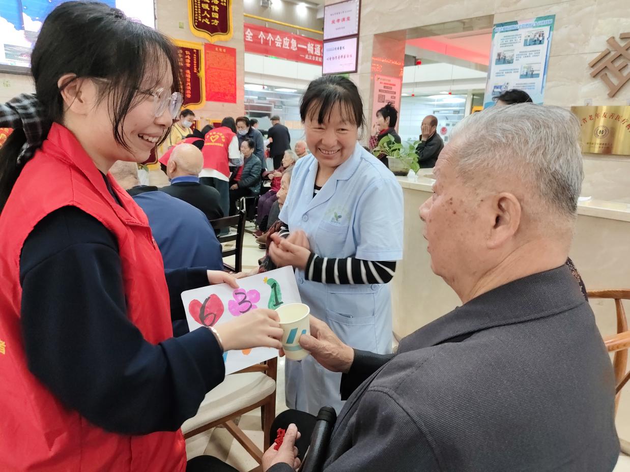 图示, 示意图
中度可信度描述已自动生成:ver1